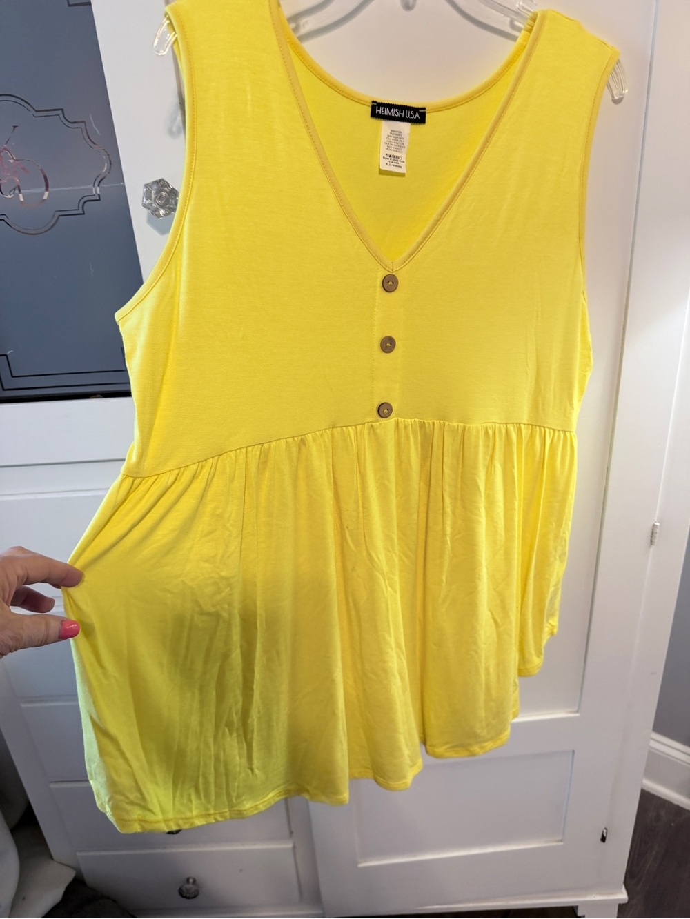 Hemish  Sleeveless V-Neck Yellow Button-Front Peplum Tunic